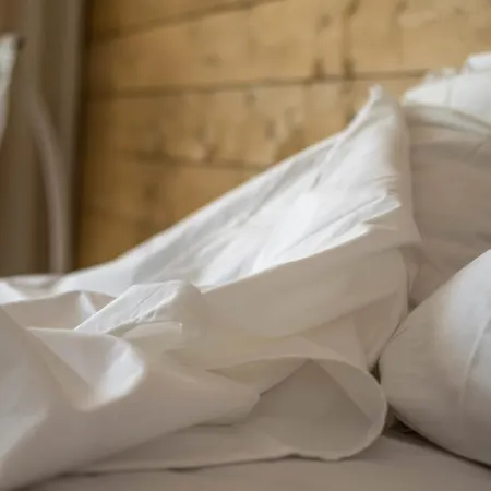 Отель The Mint - Saint