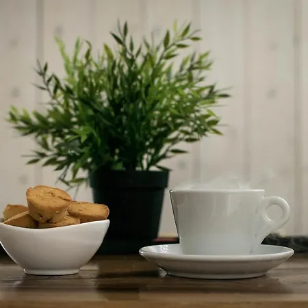 Отель The Mint - Saint